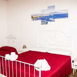O' Sole E' Napule Bed and breakfast Nápoles