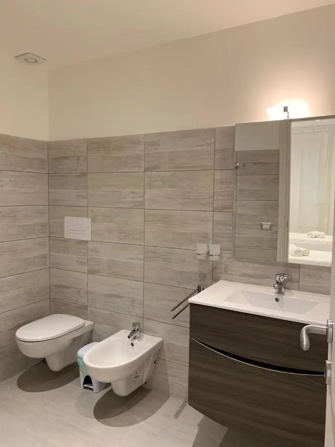 San Paolo Rooms Όλμπια
